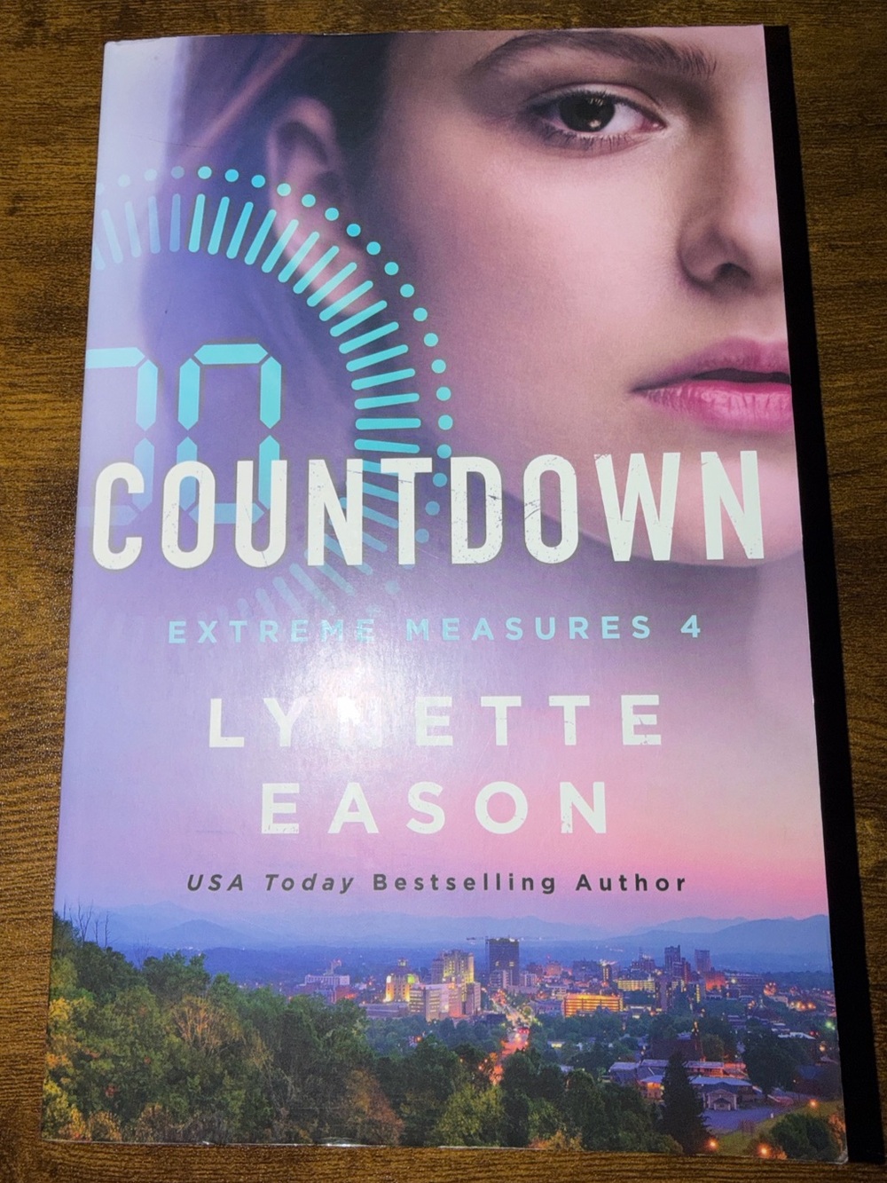 Countdown (Extreme Measures #4) by Lynette Eason | Romantic Suspense Paperback